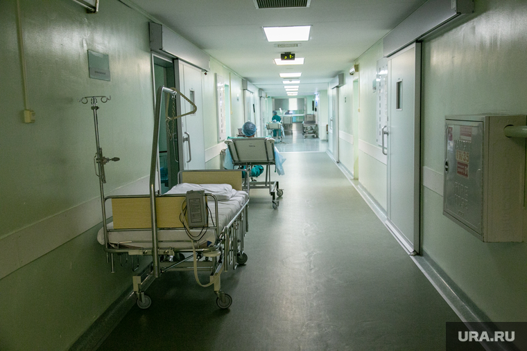 Штат областной больницы пустеет из-за недовольства сотрудников