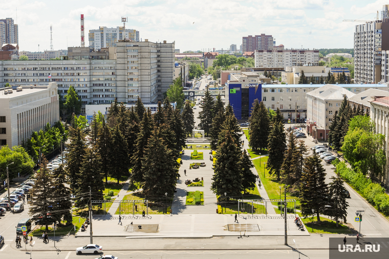 В Челябинске в мае 2024 года стало выгодно покупать вторичную и загородную недвижимость, хотя среднеэтажка вызывает не меньший интерес