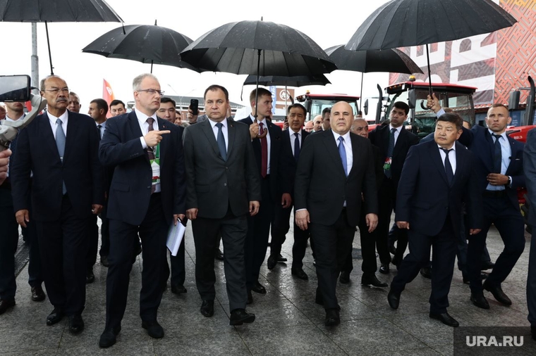 На заседании выступили главы правительств Казахстана, Узбекистана, Киргизии, России, Белоруссии, Азербайджана и вице-премьер Армении