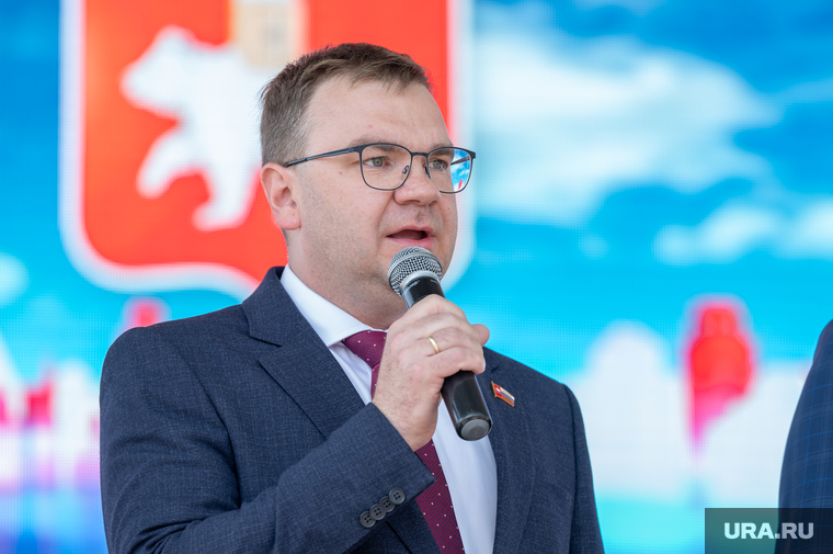 Решения главы Перми не поняли его предшественники. И обиделись.