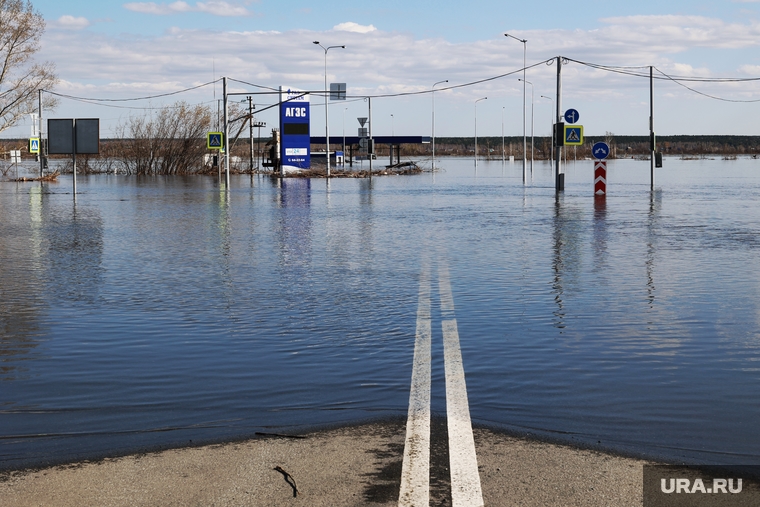 Югорчане боятся подтопления из-за сброса воды Новосибирской ГЭС