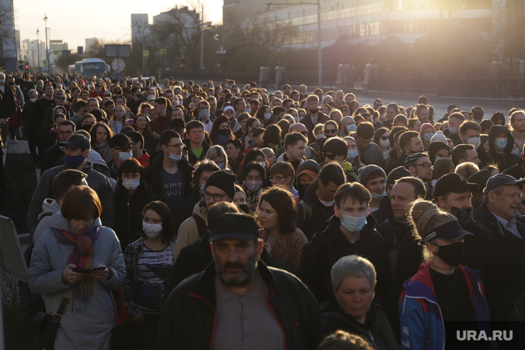 Действия властей Петербурга в 2019 привели к митингам, но сегодня такой сюжет невозможен