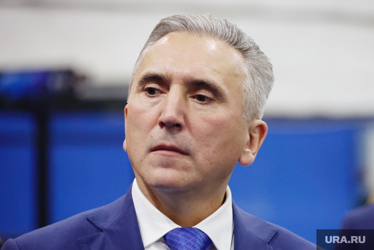 Губернатору не стали выдавать противогаз