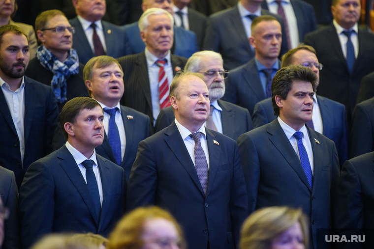 Из федеральных гостей были только свои сенаторы и депутаты
