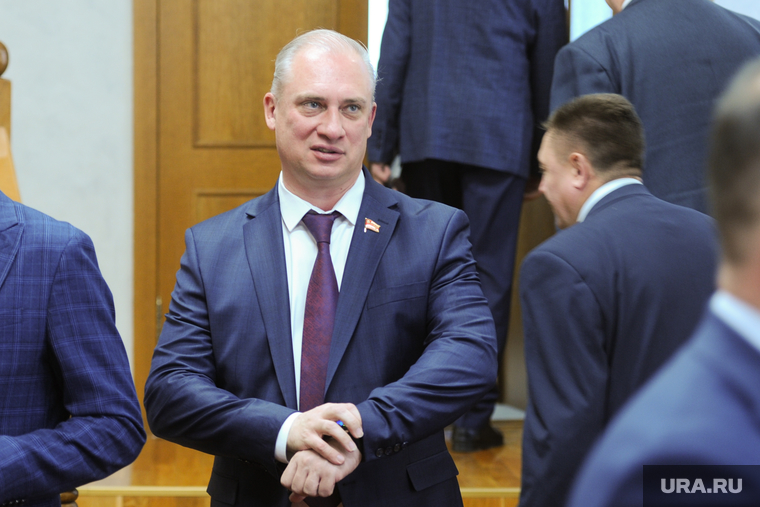 Андрей Шмидт увлекся уроками игры на гитаре