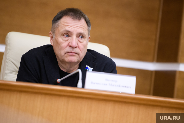 По традиции Вячеслав Вегнер активно участвует в разного рода дискуссиях