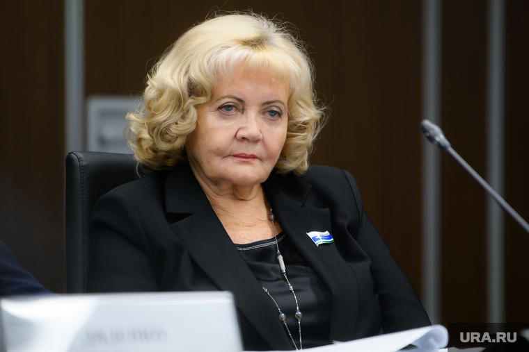 Людмила Бабушкина продолжает находиться над всеми схватками