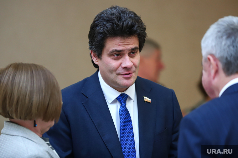 Александр Высокинский по-прежнему активен в делах