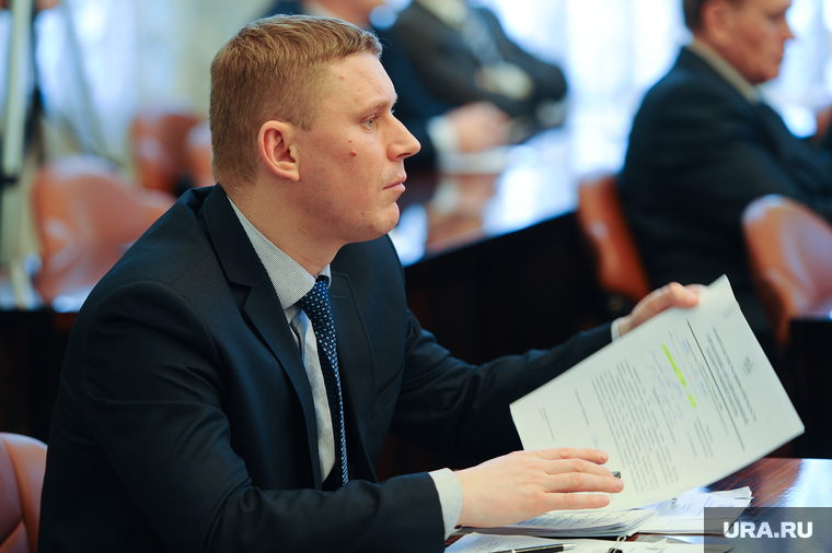 Артем Новиков собирается вернуться на госслужбу с бывшим коллегой