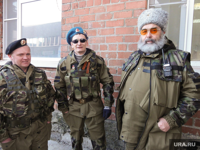 добровольцы лнр. отряд гиви 2014. добровольцы из абхазии. добровольцы на донбасс. народное ополчение донбасса 2014 славянск.