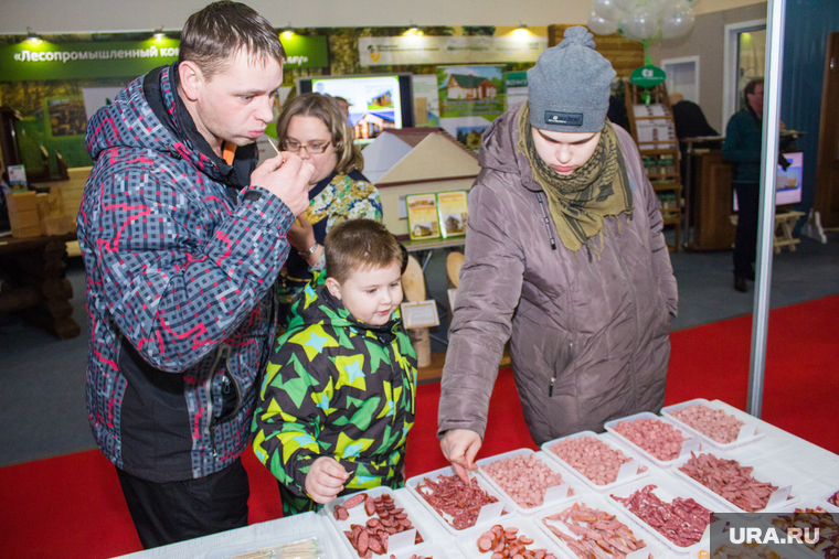 Продукты и товары. Ханты-Мансийск, продукты, проба, дегустация