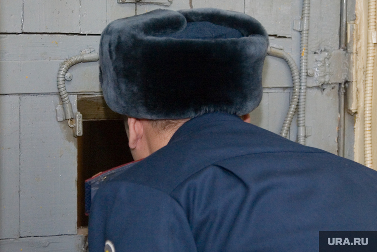 СИЗО-1«день открытых дверей» для СМИ и пресс-конференция начальника УФСИН
Курган
31.10.2013г, камера, тюремщик