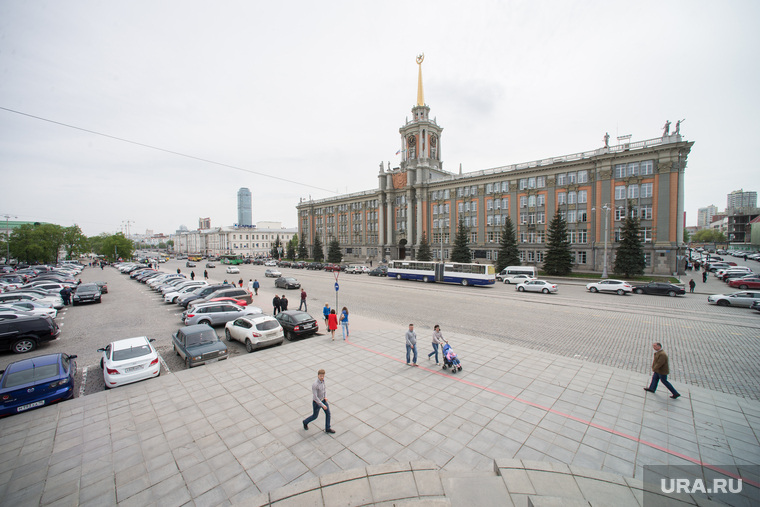 Телеканал "Соль" и отсутствие митинга в центре Екатеринбурга, администрация екатеринбурга, площадь 1905 года