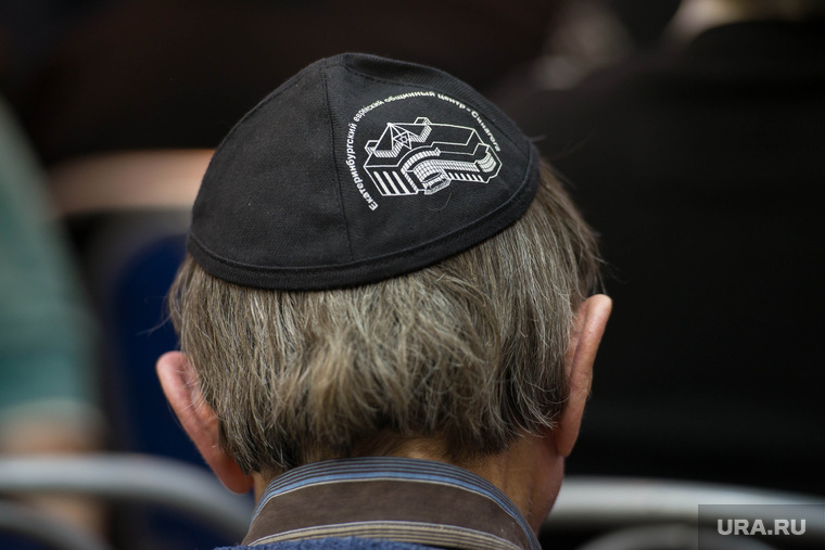 День освобождения Освенцима в екатеринбургской синагоге, еврей