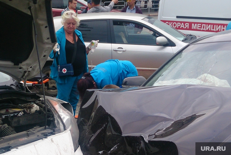 Авария Красная-Ленина. Челябинск. 27 августа 2014, разбитые машины, дтп