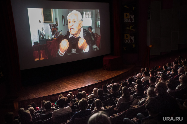 Премьера фильма «Деген». Екатеринбург, кинозал