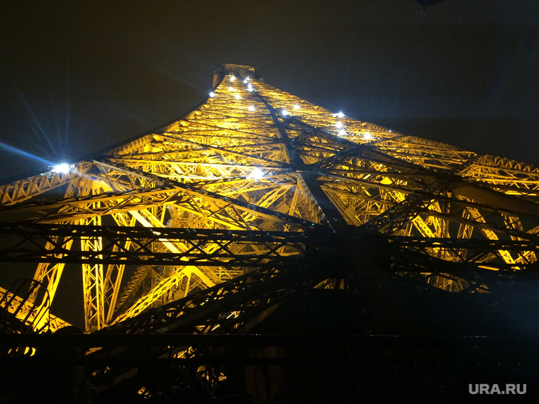 Париж, эйфелева башня