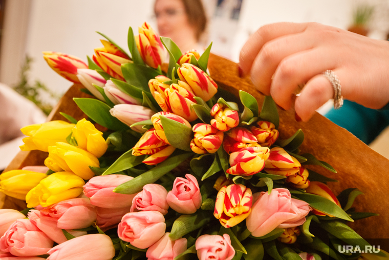 Цветочная лавка "Зеленая улица". Екатеринбург, тюльпаны, букет, цветы