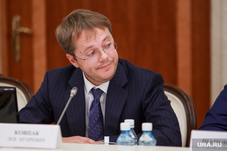 Следующий по заработкам после Павлова — вице-президент сети супермаркетов «Кировский» Лев Ковпак