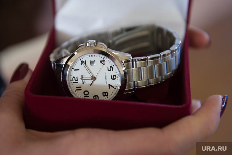 Евгений Куйвашев в Хомутовке., часы casio