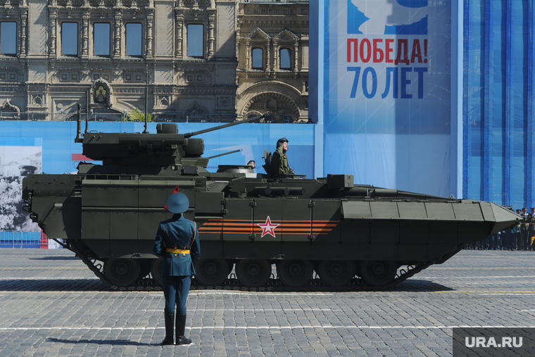 Генеральная репетиция парада на Красной площади. Москва, военная техника, армата