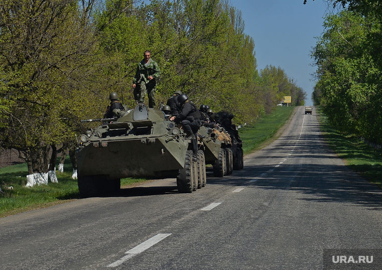 Украина. Славянск. 26.04.2014, бтр, военная техника