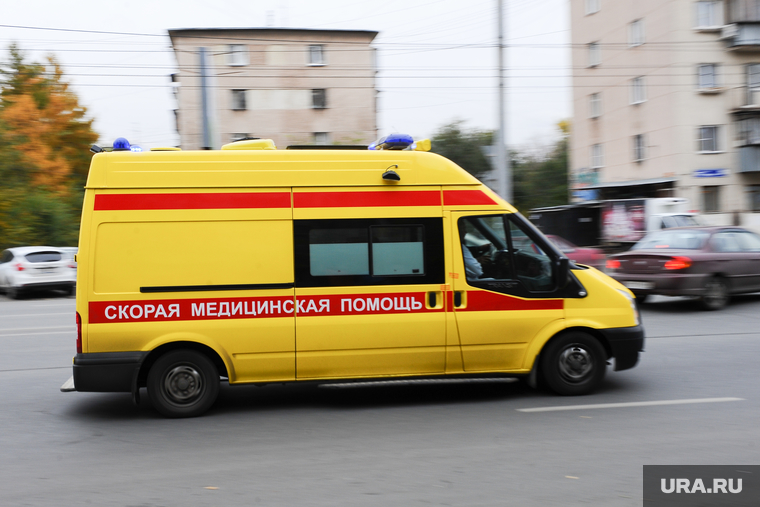 Субботник. Челябинск., реанимобиль