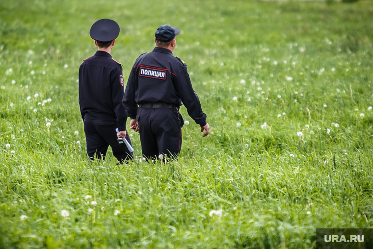 Сабантуй и Куйвашев. Екатеринбург, поле, трава, лето, полиция