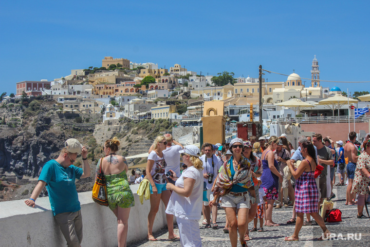 Отдых туристов в греции