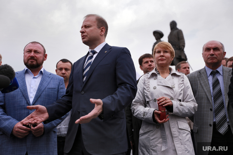 Митинг благодарности ЕР. Екатеринбург, шептий виктор, чечунова елена, матерн анатолий, тестов виктор