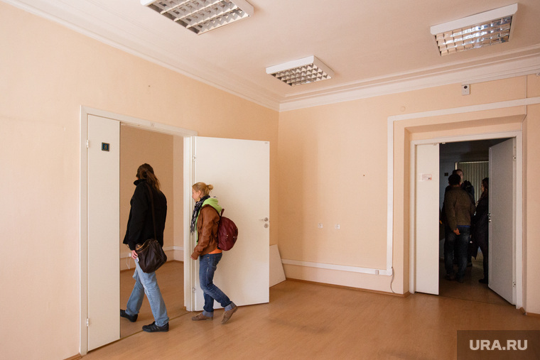 Осмотр нового здания центра современной драматургии. Екатеринбург, новострой, квартира, новоселье