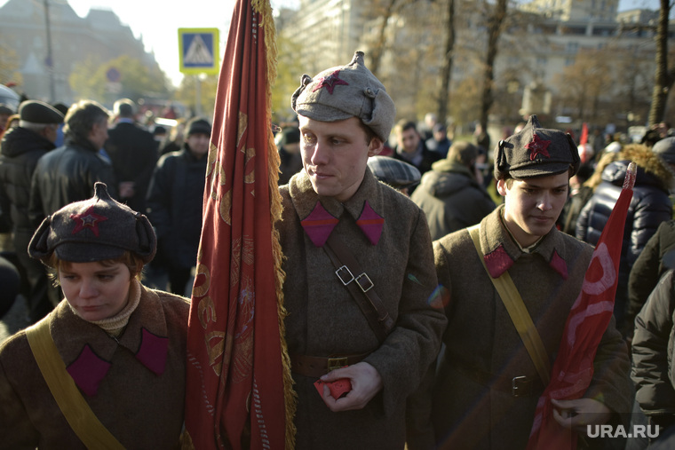 Митинг КПРФ на площади Революции. Москва. , митинг кпрф