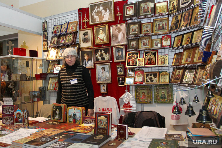 Православная выставка-ярмарка.
Курган, иконы, церковная лавка, церковная атрибутика