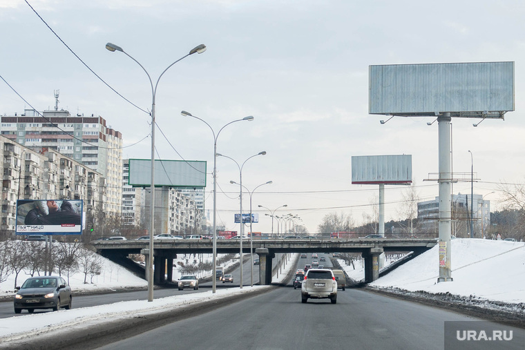 Суд по делу Лошагина. Екатеринбург, наружная реклама, кризис, билборды