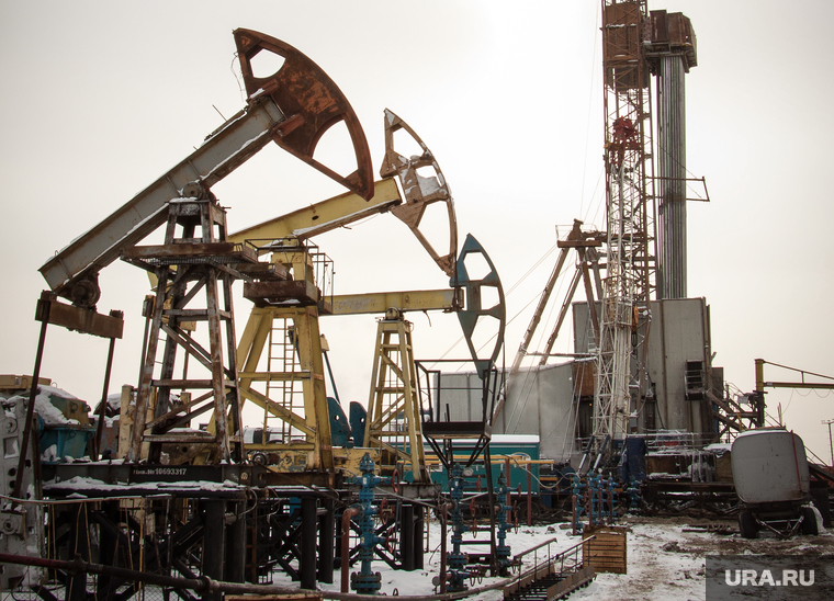 Клипарты. Сургут
, буровая, нефть, качалки