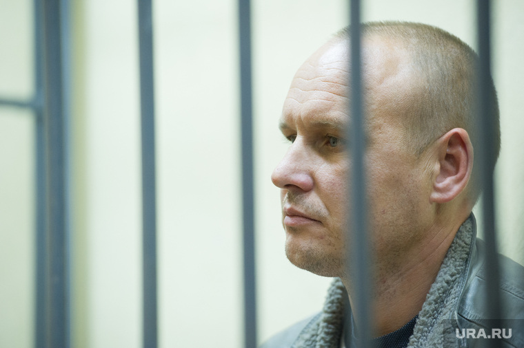 Суд над полицейскими ОВД Заречный в Ленинском районном суде. Екатеринбург, ударцев эдуард