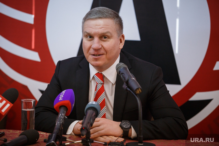 Пресс-конференция Алексея Боброва, президента ХК "Автомобилист". Екатеринбург, бобров алексей, хк автомобилист