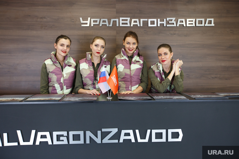 RAE-2015. Russia Arms Expo-2015. Первый день. Нижний Тагил, увз, уралвагонзавод, модели, девушки