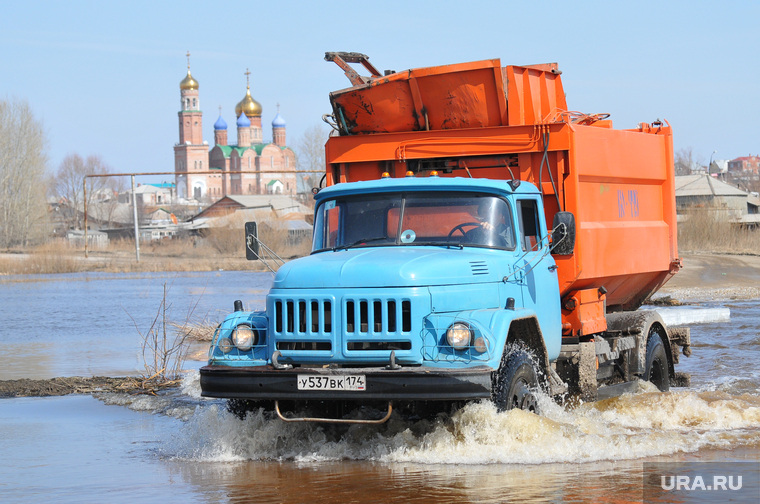 Паводок. Челябинская область, грузовик, паводок, наводнение, потоп