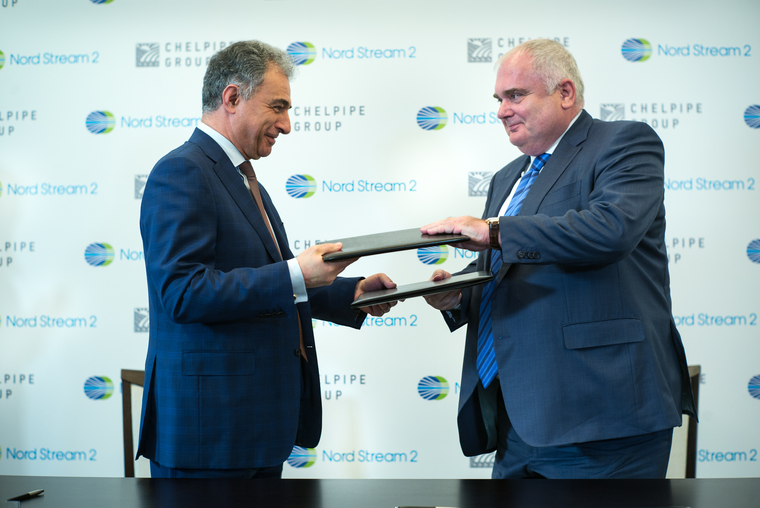 Контракт подписали генеральный директор ЧТПЗ Александр Грубман и управляющий директор Nord Stream 2 AG Маттиас Варниг.
