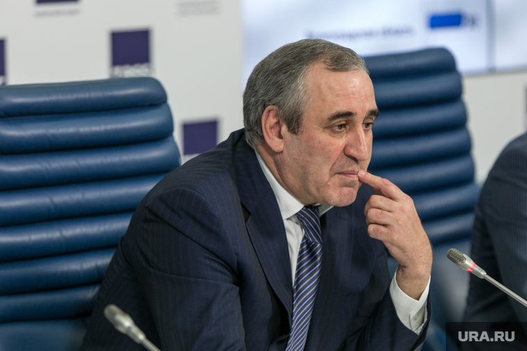 Пресс-конференция Единой России в ТАСС, с участием Неверова С. и Васильева В. Москва, неверов сергей, портрет
