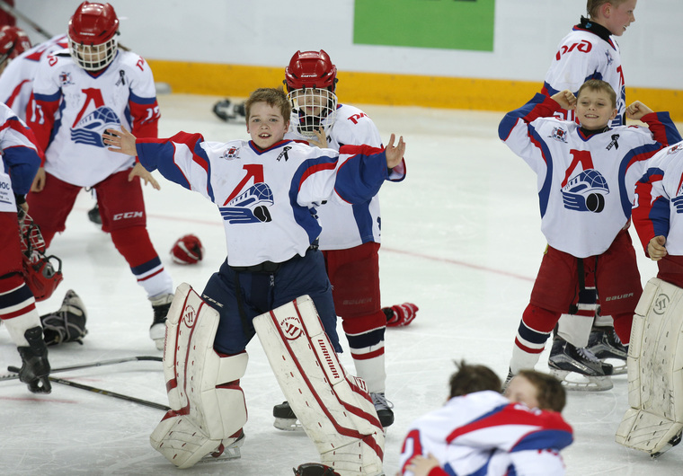 Победу одержали юные хоккеисты из Ярославля
