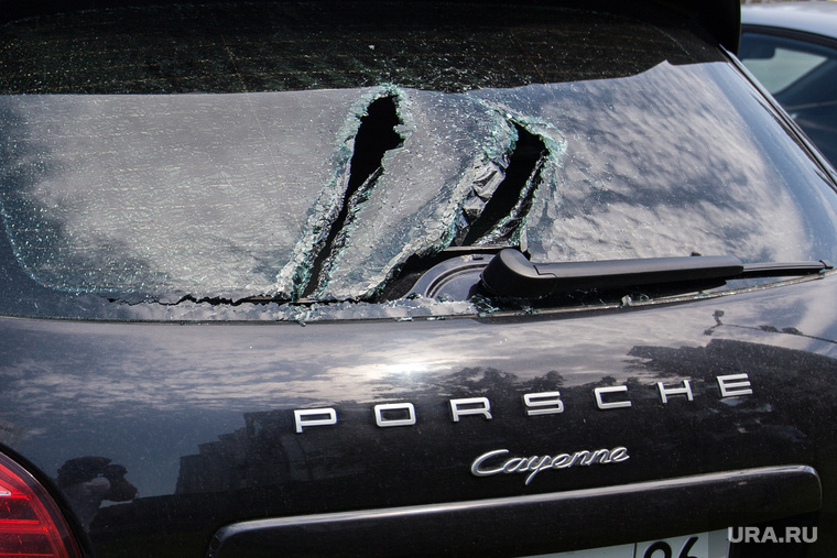 14 тысяч автомобилей Porsche Cayenne отзывают из России из-за проблем с  тормозами