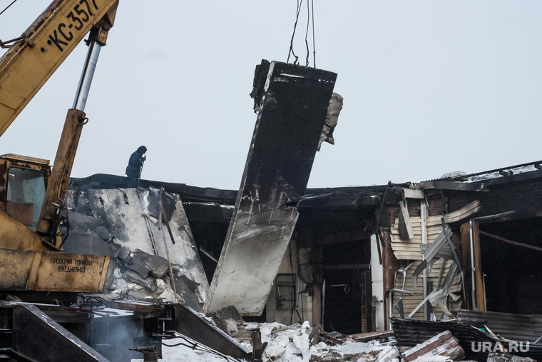 Клипарт. Челябинская область, взрыв газа, разбор завалов, гаражи