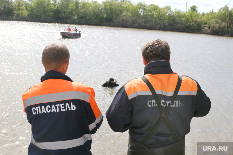 Учения спасателей МЧС
Курган, спасатели мчс, водолаз