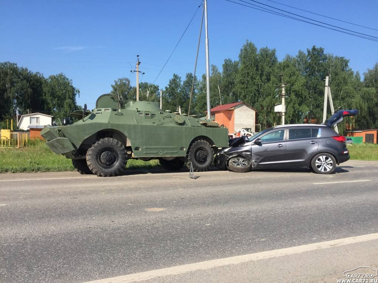 БРДМ-2 в аварии не пострадал