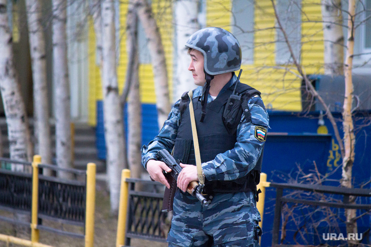 Захват заложников. Нижневартовск
, собр, оружие, силовик