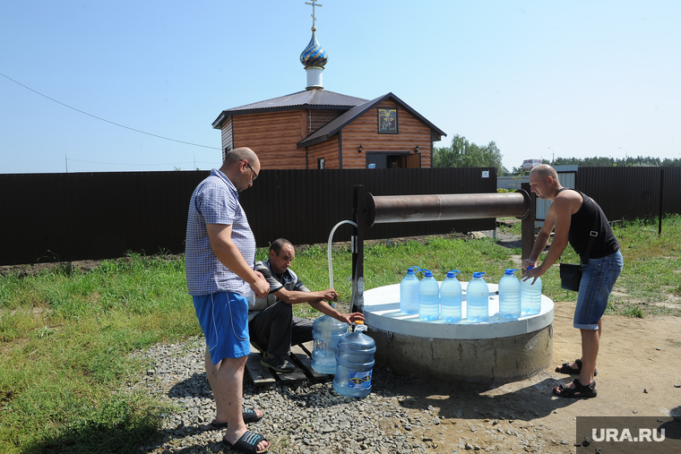 Проблемы с водой Южноуральск Челябинск, церковь, питьевая вода, розлив воды в бутыли, колодец, питьевой источник