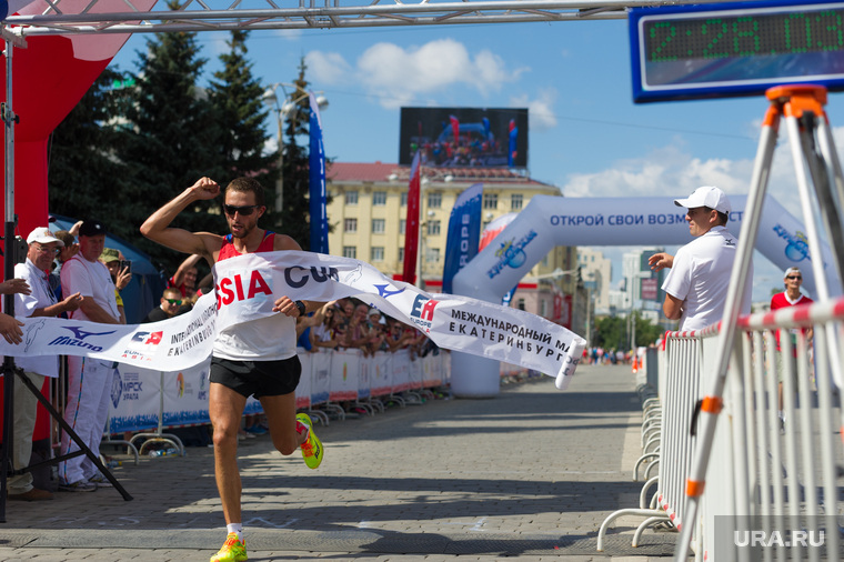 Юрий Чечун вместо олимпийского «золота» получит главный приз марафона