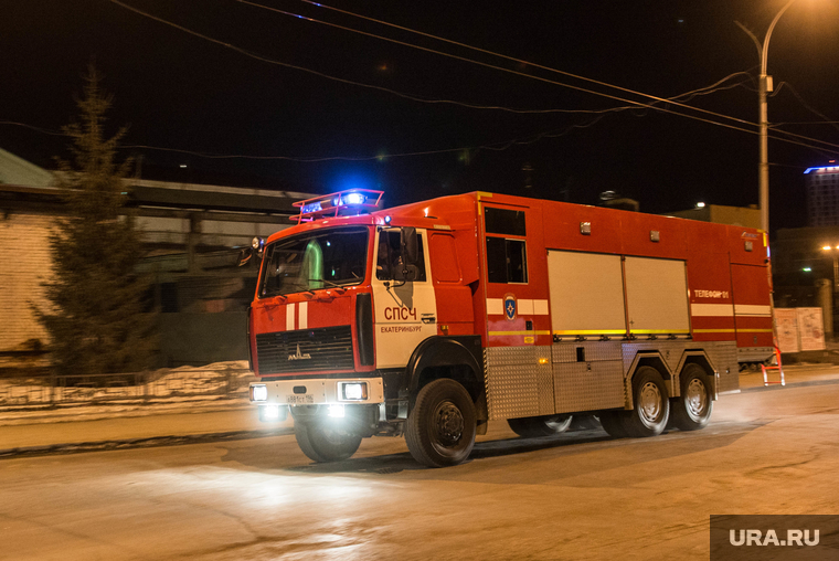 Пожар в ИК-2. Екатеринбург, пожарная машина